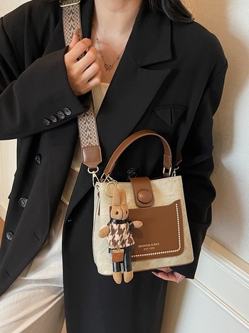 Geantă bucket din PU, stil urban minimalist, formă bucket, închidere cu fermoar, căptușeală poliester