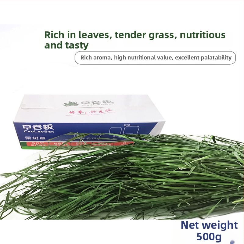 Vlhká strava z lucerny pre dospelé zajce, morčatá a činčily