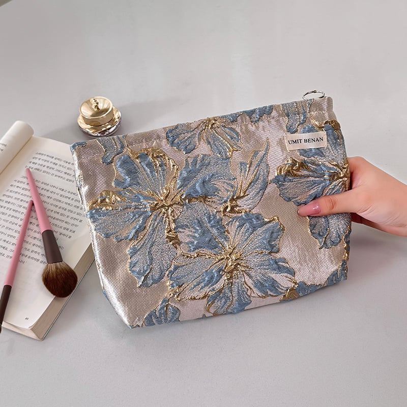 Чанта за козметика - преносима (Памучно-ленена материя; Флорална бродерия; Подплата от платно; За ежедневна употреба)