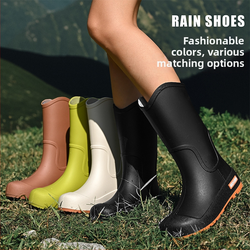 Moteriški lietaus batai su PVC viršutine dalimi, vidutinio aukščio kojos, plokščias kulnas, keturių sezonų naudojimui