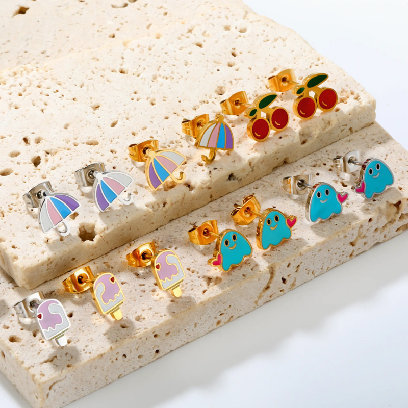 Rozsdamentes acél fülbevaló és nyaklánc készlet fagylalt, meggy, szellem és esernyő motívumokkal; elektroplakolt felület; szabályos lánc; nőknek