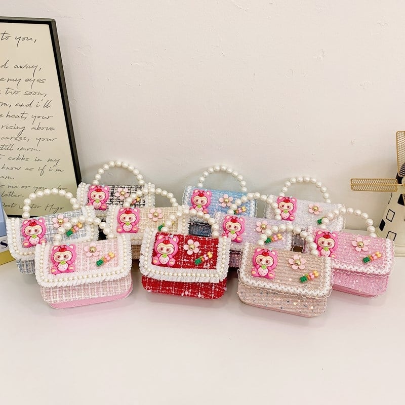 Geantă de umăr Labubu Strawberry Bear cu paiete pentru copii — bumbac și in, căptușeală poliester, model cu personaje, stil jucăuș și drăguț, pentru utilizare zilnică