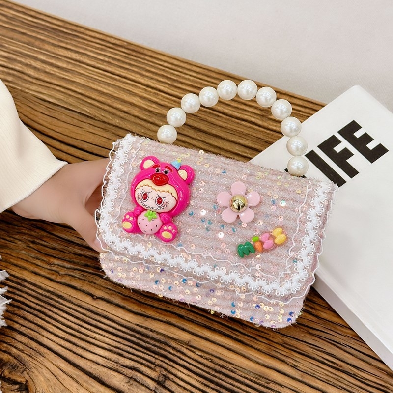 Geantă de umăr Labubu Strawberry Bear cu paiete pentru copii — bumbac și in, căptușeală poliester, model cu personaje, stil jucăuș și drăguț, pentru utilizare zilnică