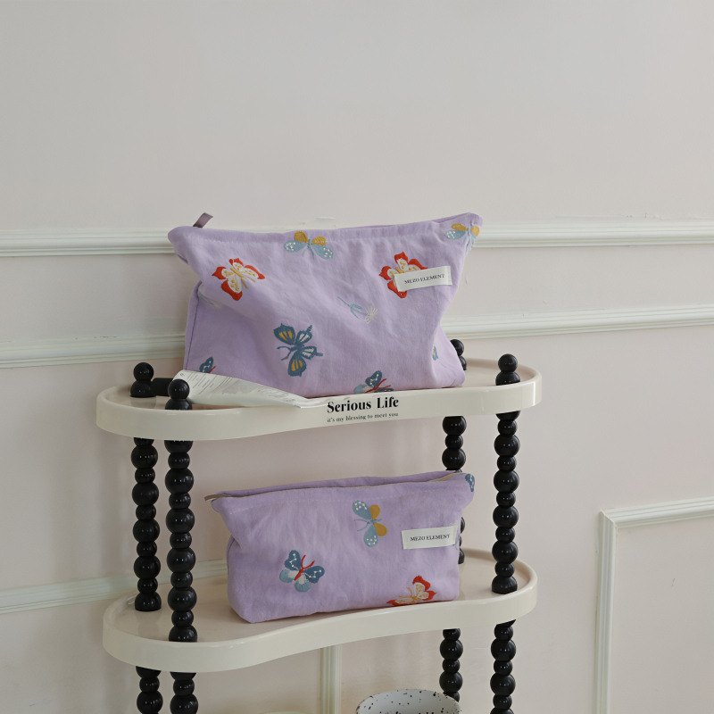 Козметична чанта с бродерия, флорална шарка, памук и лен, подплата от памук