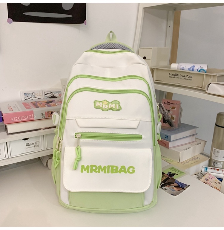 Unisex nylon ruksak, vodootporan, kompatibilan s 14-inčnim prijenosnikom, zakrivljene naramenice
