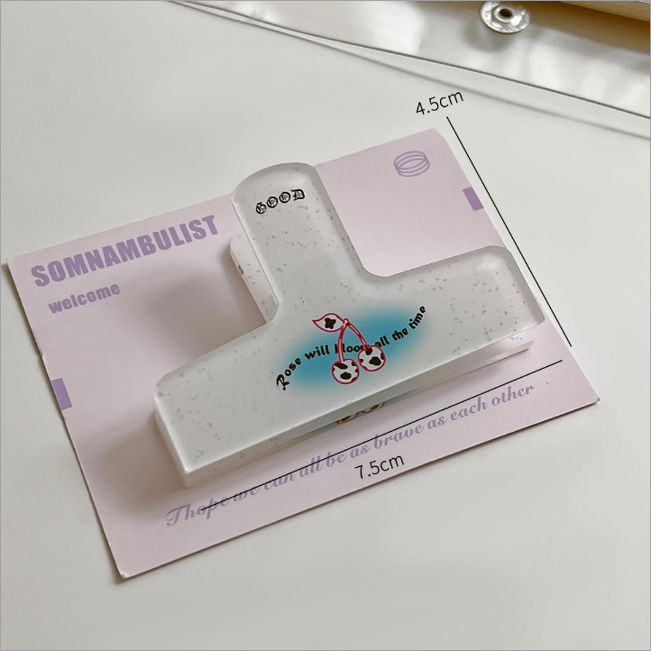 Jegyzetklip — Zhe Friends, műanyag, 2023-07-01-től elérhető.