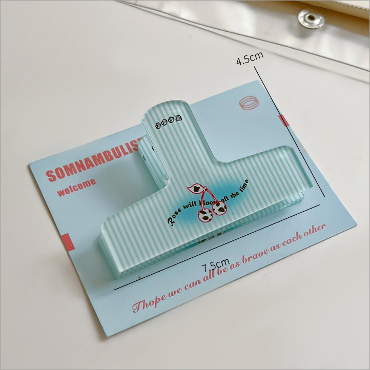 Jegyzetklip — Zhe Friends, műanyag, 2023-07-01-től elérhető.