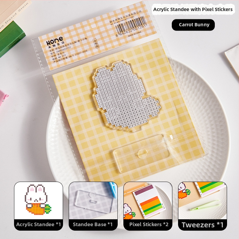 Pandantiv acrilic pentru geantă – animal de companie drăguț în pixel art, stil modern minimalist