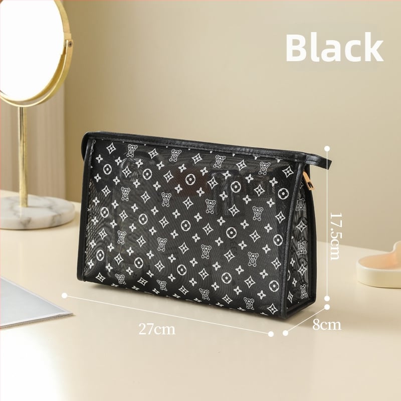 Козметична чанта - найлон, животински принт, закопчаване с цип, дишаща и антибактериална