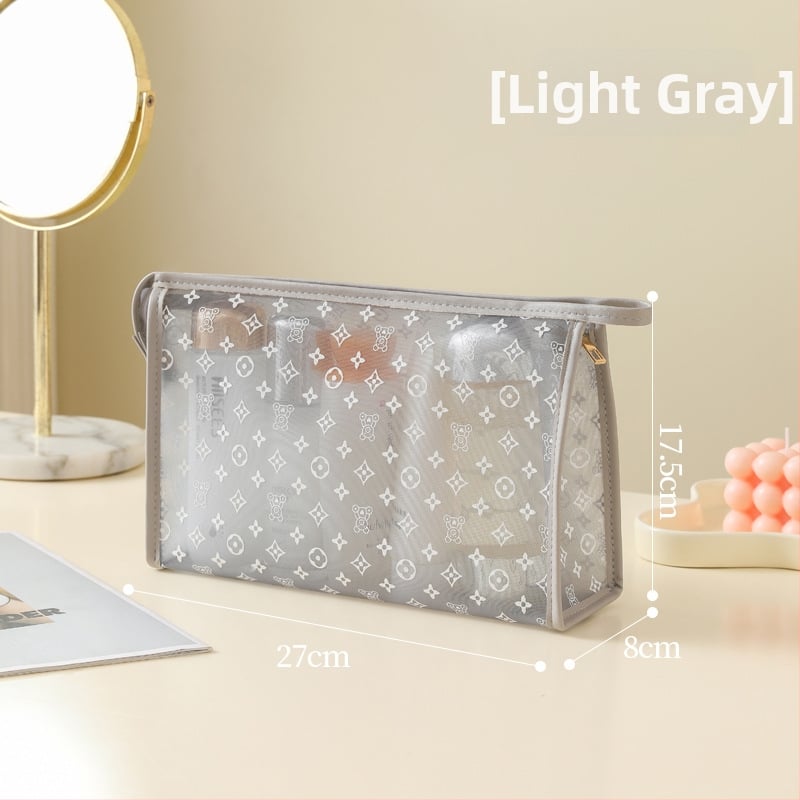 Козметична чанта - найлон, животински принт, закопчаване с цип, дишаща и антибактериална