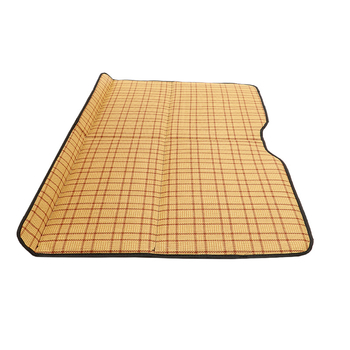 Saliekams nepiepūšams automašīnas matračs aizmugurējā sēdekļa vietai – ceļojumu atpūtai, universāla pielietojamība, maksimālā slodze 600 kg