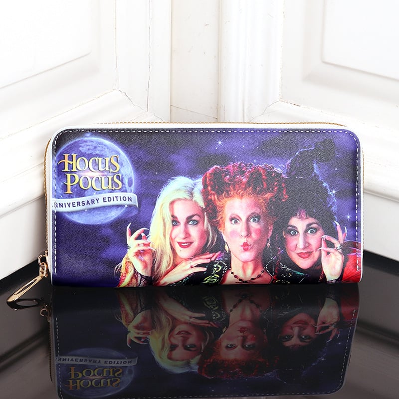 Bērnu makiņa ar raksturu motīvu, PVC materiāls, iekšējā odere no sintētiskās ādas, ūdensizturīgs, izlaista 2024. gada pavasarī