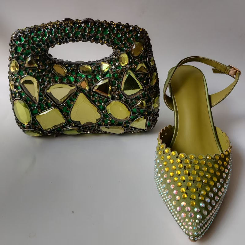 Moteriški odiniai sandalai su atgaline juosta, su kristalais, smailus pirštas