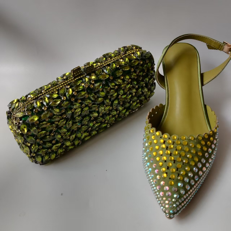 Moteriški odiniai sandalai su atgaline juosta, su kristalais, smailus pirštas