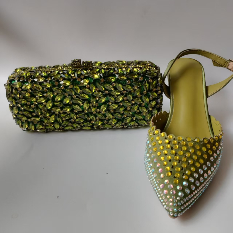 Moteriški odiniai sandalai su atgaline juosta, su kristalais, smailus pirštas