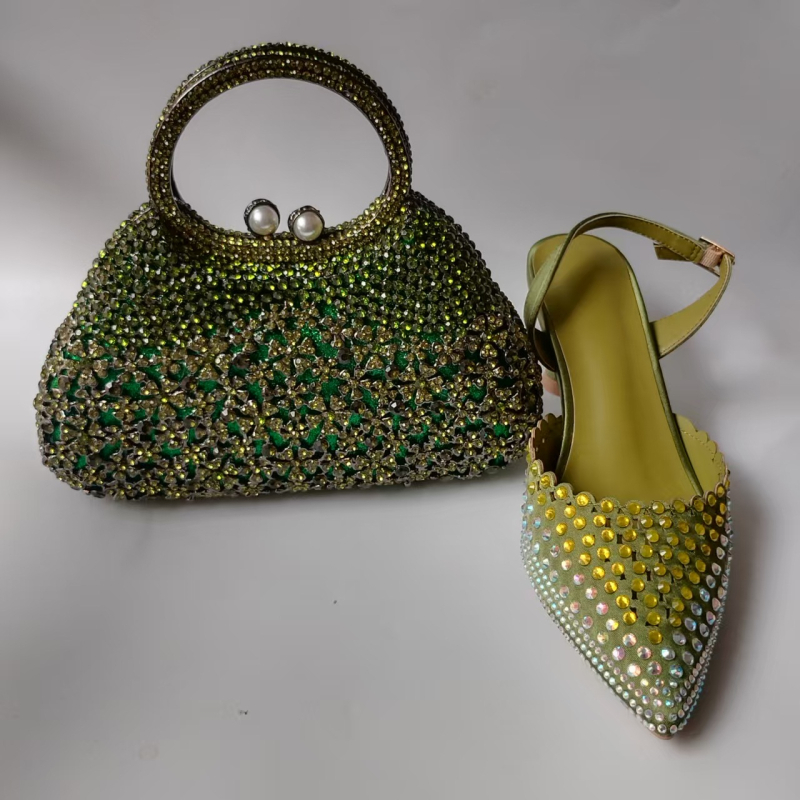 Moteriški odiniai sandalai su atgaline juosta, su kristalais, smailus pirštas