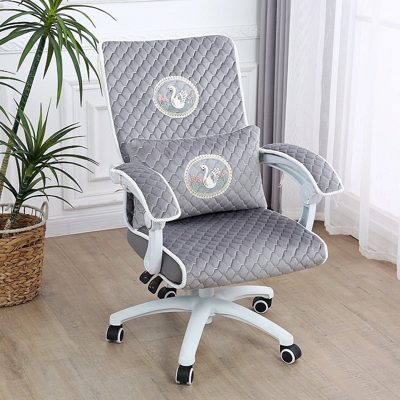 Irodai székhuzat – párnahuzat az üléshez és a hátlaphoz, varrott négy évszakos dizájn, védelem a karfák számára, geometriai mintázat, töltet toll-selyem-pamut