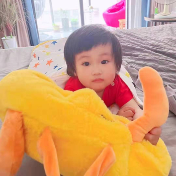 Детски спален чувал с карикатурен дизайн, четири сезона; външна материя: фланел + памук + шлайфана тъкан; тегло 0.55–1.00 кг; пълнеж: влакна