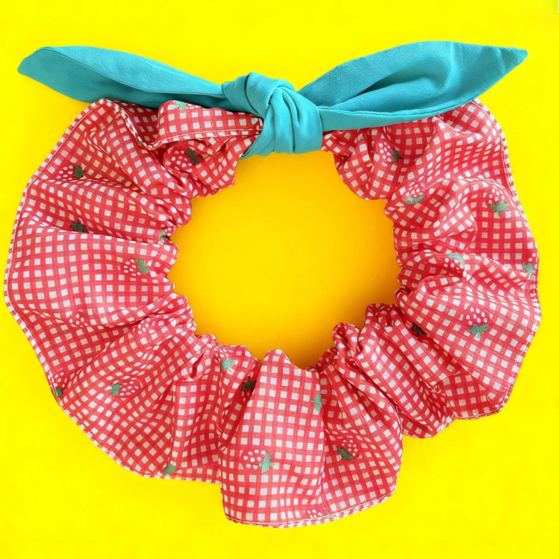 Prosop din bumbac pentru saliva la animale de companie, cu decor papion lucrat manual