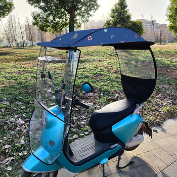 Protecție solară pentru vehicul electric cu țesătură poliester 210T, ramă din fibră, deschidere manuală, UPF >40, impermeabil