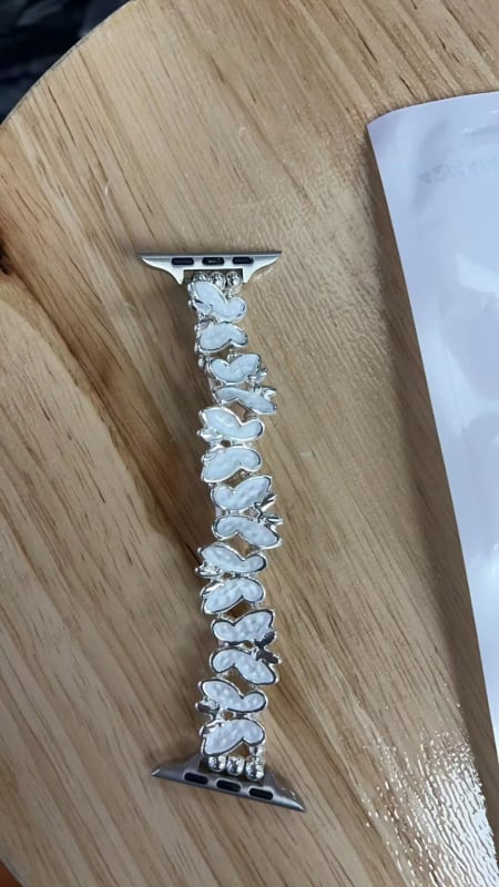 Пеперудена метална каишка за Apple Watch — метална конструкция, закопчаване с едно преминаване, персонализирани размери на интерфейса, стилна