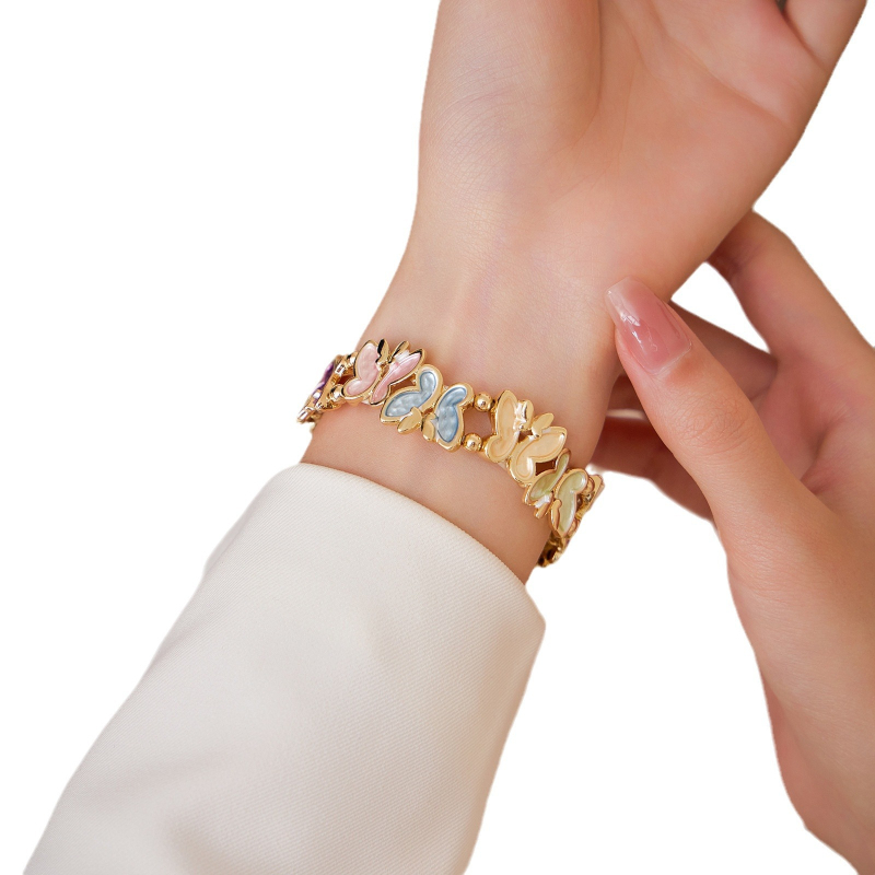 Пеперудена метална каишка за Apple Watch — метална конструкция, закопчаване с едно преминаване, персонализирани размери на интерфейса, стилна