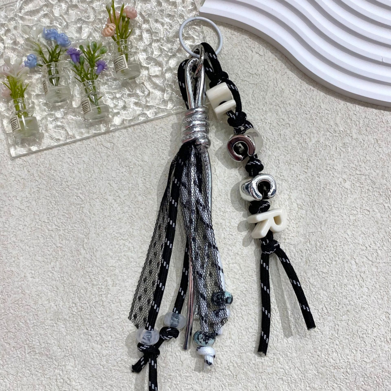 Dopamin privjesak za ključeve s uzicom – poliester, polu ručna izrada, uzorak slova, sladak privjesak za ključeve, ljeto 2025