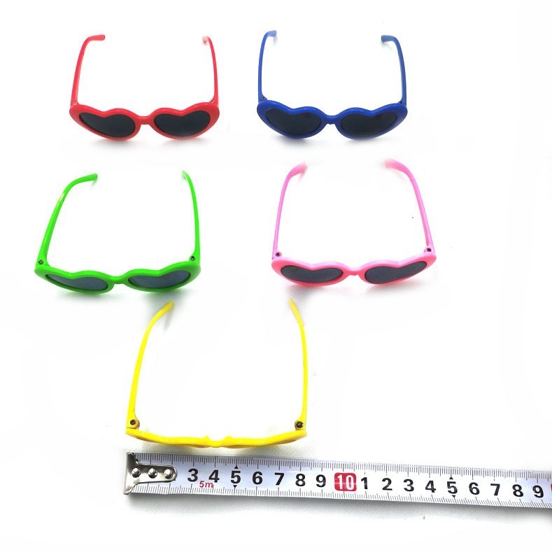 Очила за домашни любимци: карикатурен стил | Материал: пластмаса | Приложимо за общи животни