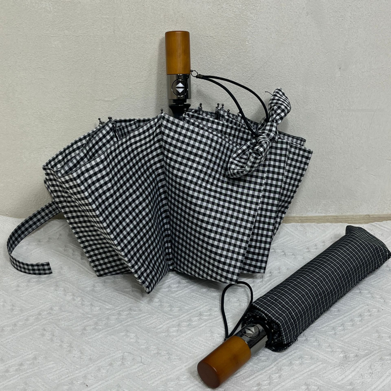 Umbrelă auto cu 10 nervuri, deschidere automată, mâner din lemn, țesătură 210T, tijă din aliaj