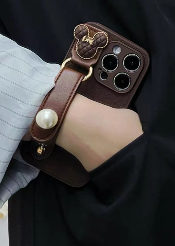 Retro kovový medve kožený vzor náramok pre zadný kryt iPhone 11–14 Pro/Pro Max, TPU, proti opotrebeniu, proti pádom, povrch postrekom