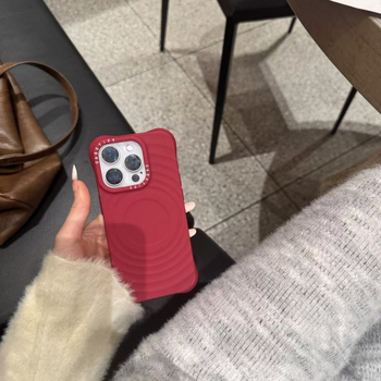 Casetify Wave θήκη για iPhone 16 Pro Max, 15 Pro και 13 Pro – σιλικόνη, αμυδρό τελείωμα, ζωγραφισμένο στυλ καρτούν, μαγνητικό