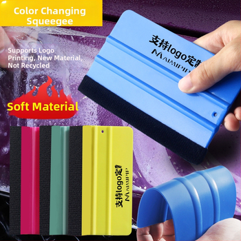 Nástroj na autofóliu: štvorcová plastová škrabka, prispôsobiteľná