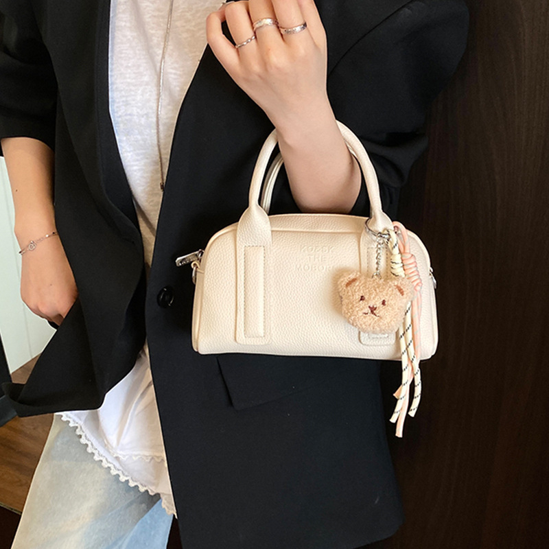 Crossbody torbica od PU materijala, horizontalni kvadratni oblik, zatvarač, unutarnja džep sa zatvaračem, jednostruka naramenica