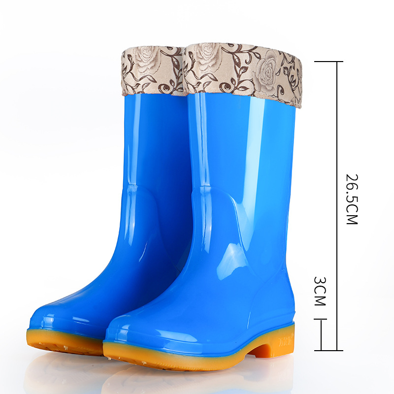 Moterų lietaus batai, aukštas vamzdelis, stora konstrukcija, žemas kulnas 1–3 cm, PVC viršus