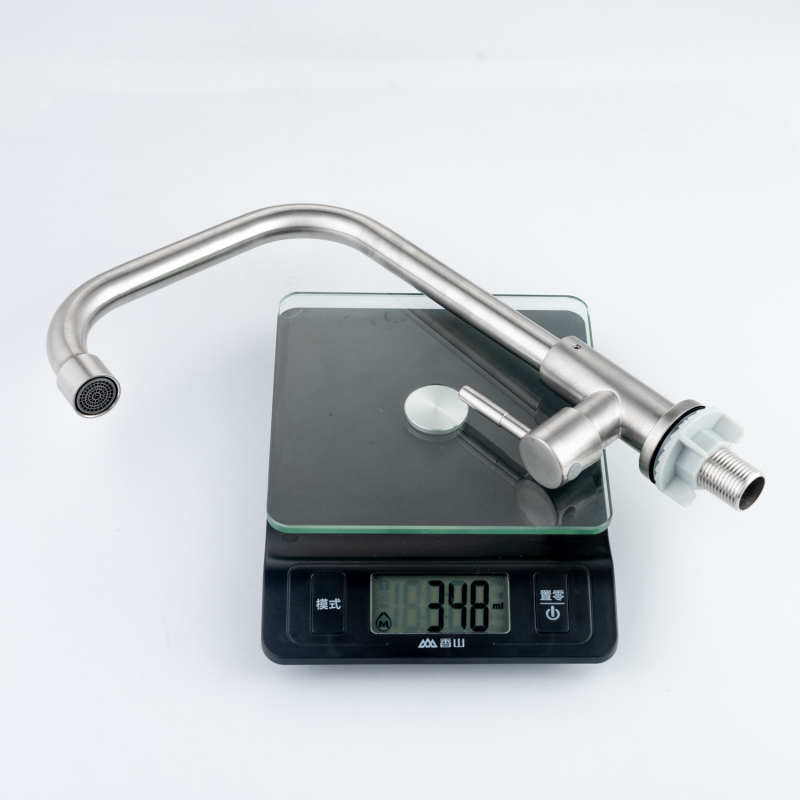 Kuchynská batéria z nerezovej ocele, zabudovaná do steny, jednosmerný studený prívod, keramický diskový ventil, otočná hadica