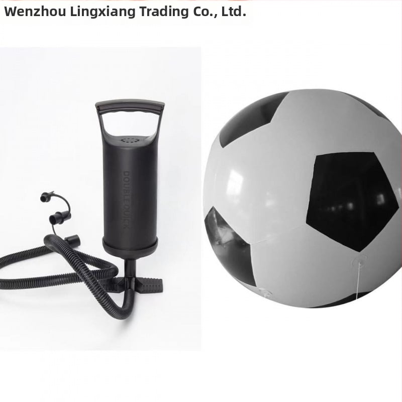 Piepūšama futbola bumba no PVC, šūta ar mašīnas šuvumiem, bez logotipa, vispārējai lietošanai