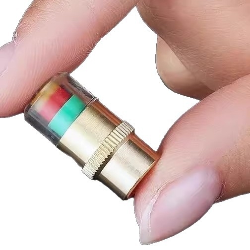 Strength Padangos slėgio matuoklis automobiliams ir motocikliams – išorinis matuoklis, aukšta tikslumo; medžiaga nerūdijantis plienas, grynas vario branduolys, plastikinis branduolys