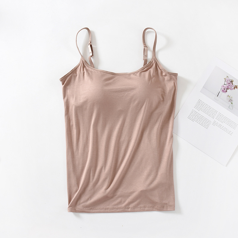 Camisole beépített párnázott kosárral; Modal anyag; 90–95% viszkóz; Sling pántok; mély kivágás
