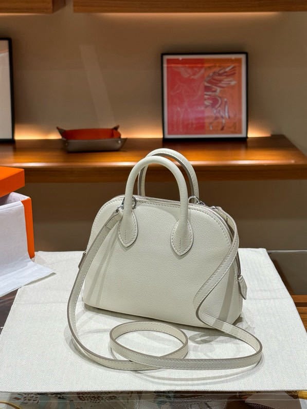 Geantă din piele, formă de scoică, cu fermoar – crossbody