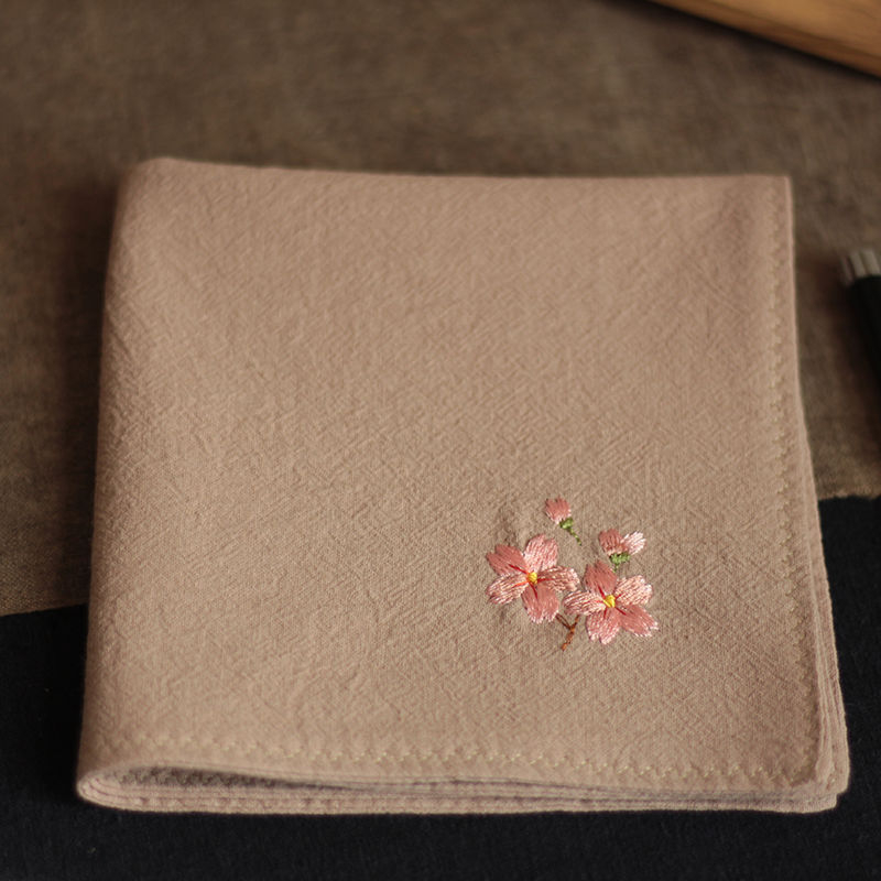 Kabatas lakats Unique – Sakura izšuvums, sakausējums materiāls, 2025. gada pavasaris, noliktavā