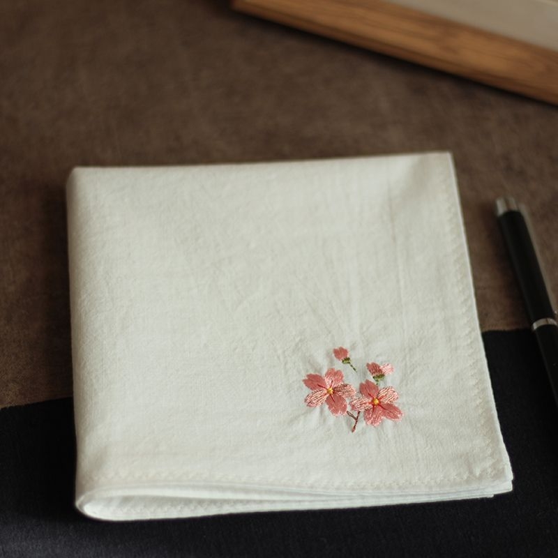 Kabatas lakats Unique – Sakura izšuvums, sakausējums materiāls, 2025. gada pavasaris, noliktavā