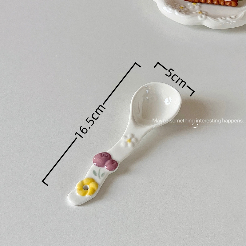 Porcelánový tanier s kvetinovým vzorom, kórejský štýl, farba pod glazúrou, vhodný do mikrovlnky, svieži a milý