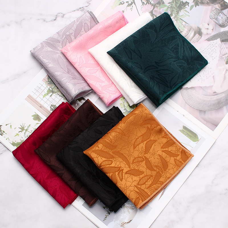 Kabatas lakatiņš, ziedu raksts, Jacquard audums, poliestera audums, poliestera oderes, mūsdienīgs stils