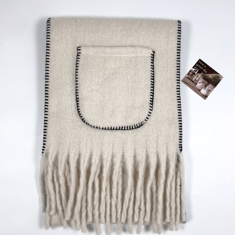 Mohēras šalle ar pūpjiem un lielām kabatām, ziemai, 100% poliesters