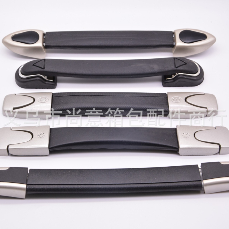 Teleszkóposan állítható bőröndfogantyú – műanyagból, poggyász kiegészítő (Márka: SY; Anyag: Műanyag; Teleszkópos állítás; Típus: Bőröndfogantyú; Kopásállóság)