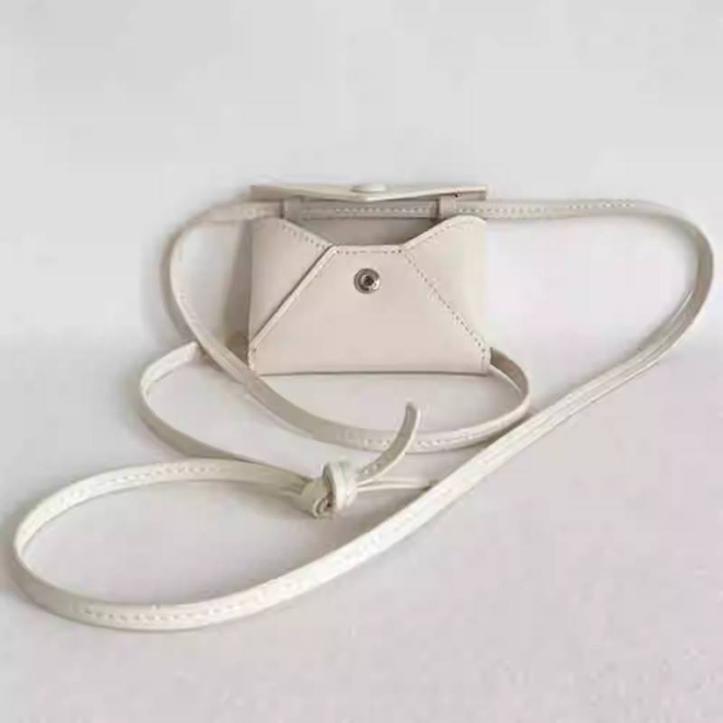 Novčanik u stilu kuverte, PU koža, dijagonalni crossbody remen, višeslojni držač kartica, lagan