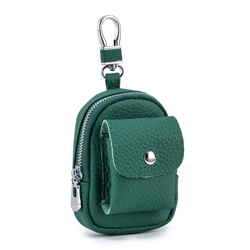 Μίνι τσαντάκι μέσης από γνήσιο δέρμα για κλειδιά και αξεσουάρ — μονόχρωμο σχέδιο, αστικός μινιμαλισμός, επένδυση από γνήσιο δέρμα, κυκλοφορία φθινοπωρινή 2025