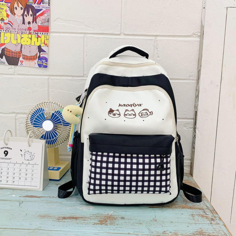 Hátizsák nylonból, zseb laptophoz, zseb telefonhoz, vízálló, lopás elleni védelem