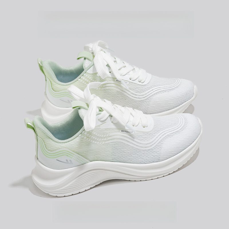 Moteriški lengvi kasdieniai sportbačiai su dirbtiniu pūku viršutiniu, EVA padas, raišteliai, žemas viršus