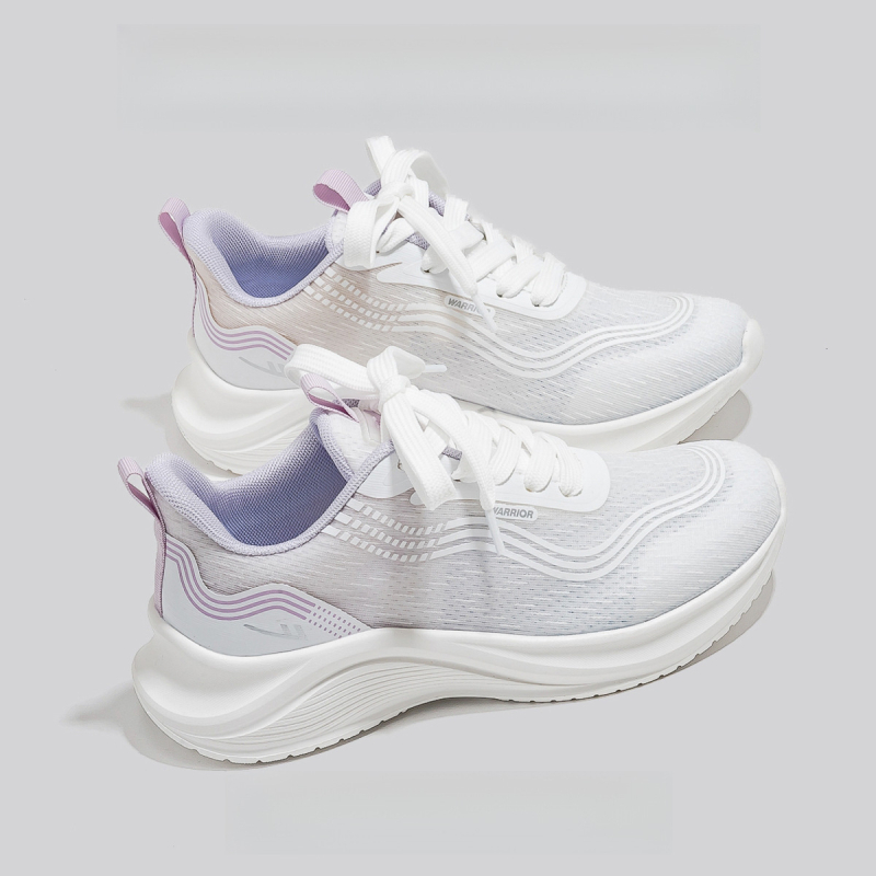 Moteriški lengvi kasdieniai sportbačiai su dirbtiniu pūku viršutiniu, EVA padas, raišteliai, žemas viršus